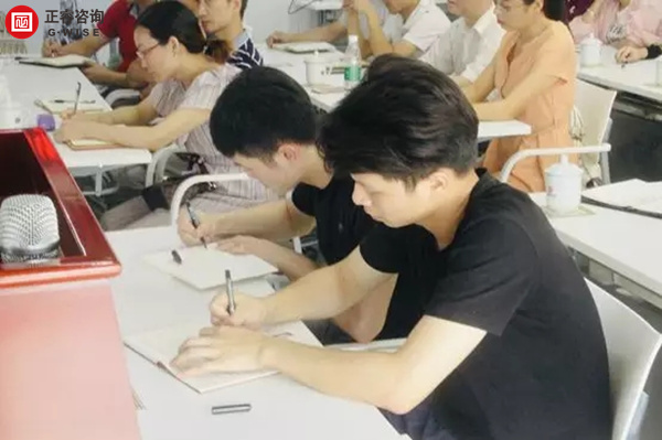 正睿商學(xué)院《贏在中層》公開(kāi)課在廣州圓滿(mǎn)舉辦！