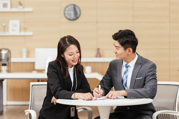 人力資源規(guī)劃：預(yù)測需求，制定合理的人才戰(zhàn)略
