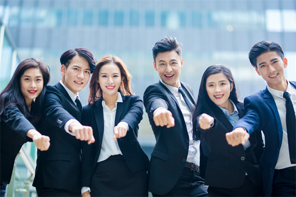 協(xié)同效應(yīng)：強化內(nèi)部溝通，打造高效協(xié)作團隊