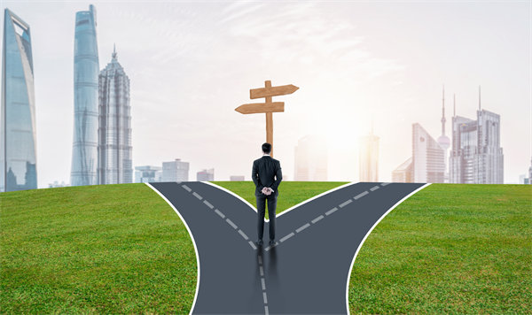 如果一家企業(yè)沒有明確的經(jīng)營(yíng)戰(zhàn)略，會(huì)有什么樣的風(fēng)險(xiǎn)？
