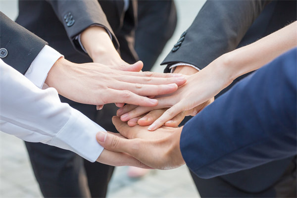 員工激勵(lì)策略：如何精準(zhǔn)匹配個(gè)人需求與企業(yè)目標(biāo)？