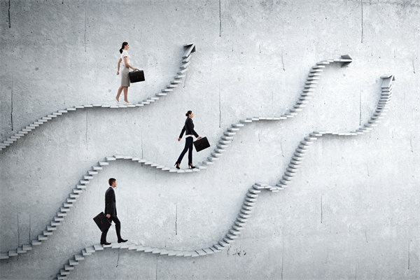 如何平衡員工個人績效與企業(yè)整體目標，實現(xiàn)雙贏？