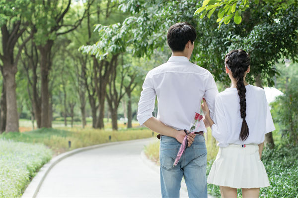 廣東一公司發(fā)錢鼓勵員工談戀愛，品牌營銷怎么看？