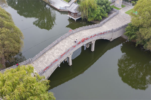 許昌戰(zhàn)略咨詢公司如何助力企業(yè)精準(zhǔn)定位市場？