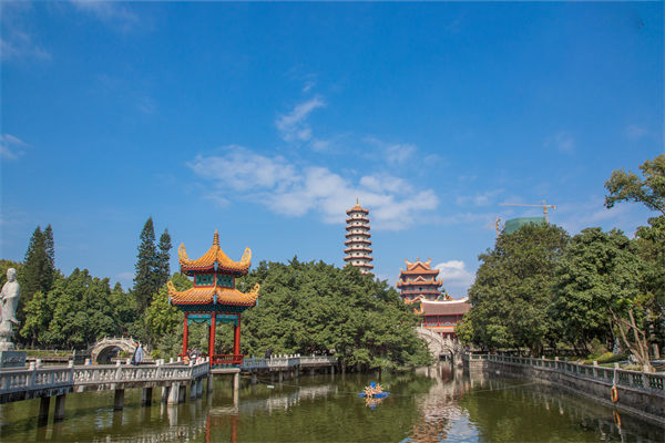 福州人力資源咨詢公司如何優(yōu)化企業(yè)人才結(jié)構(gòu)？