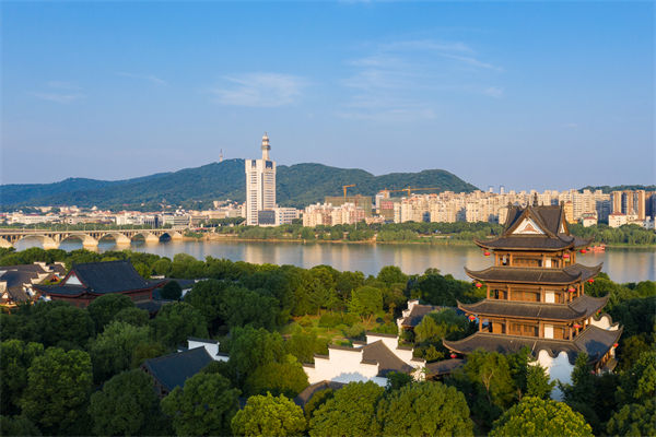 長(zhǎng)沙績(jī)效咨詢公司如何為企業(yè)構(gòu)建高效績(jī)效評(píng)估體系？