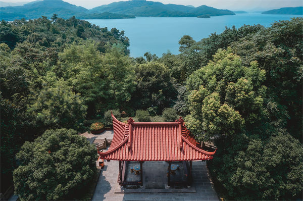 常州戰(zhàn)略咨詢公司如何精準(zhǔn)把握市場(chǎng)趨勢(shì)？