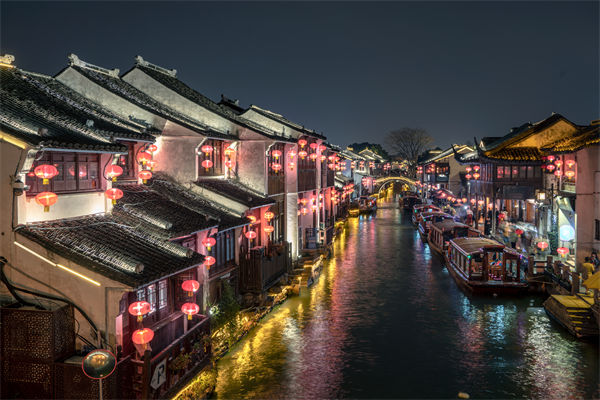 蘇州戰(zhàn)略咨詢公司如何為企業(yè)定制長遠發(fā)展規(guī)劃？