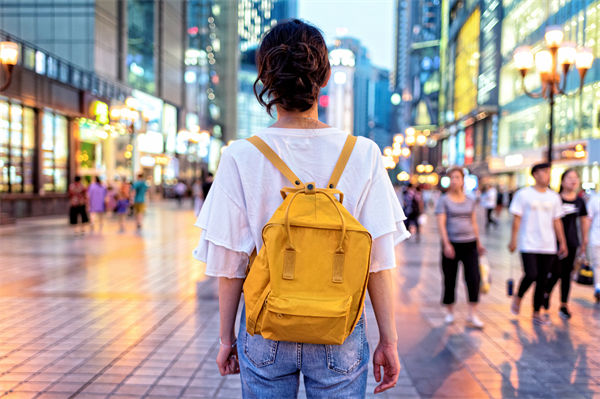 明年消費(fèi)市場(chǎng)總體態(tài)勢(shì)如何？企業(yè)對(duì)此有哪些啟示？