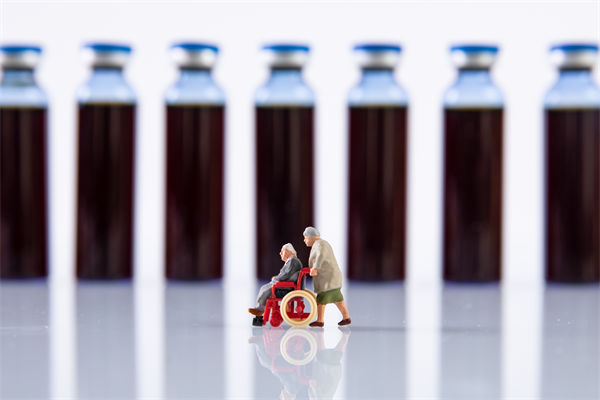 為啥有些老人沉迷購買保健品？對品牌營銷有何啟示？