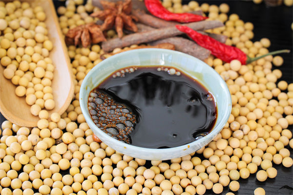 廠商回應(yīng)零添加醬油檢出鎘和砷，相關(guān)企業(yè)有何啟示？