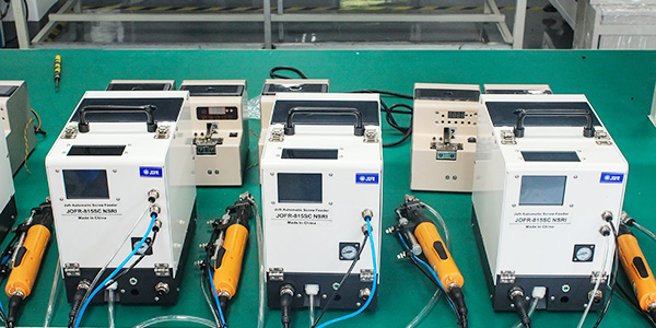 使用自動鎖螺絲機(jī)要注意哪些方面？堅(jiān)豐電子告知您